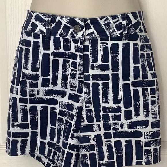 NWOT🫐 The Limited Women's Tailored Shorts - Picture 1 of 14